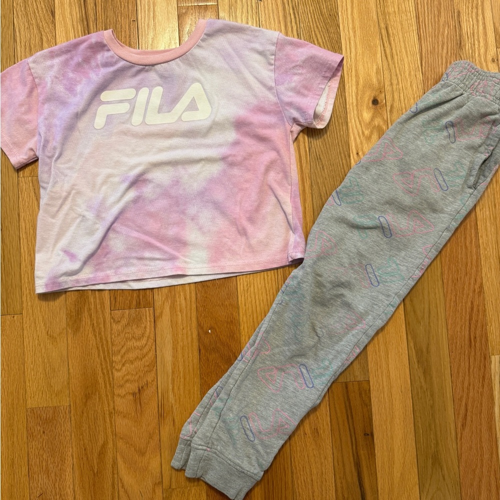 Girls size 5/6 Fila Gray and Pink sporty outfit